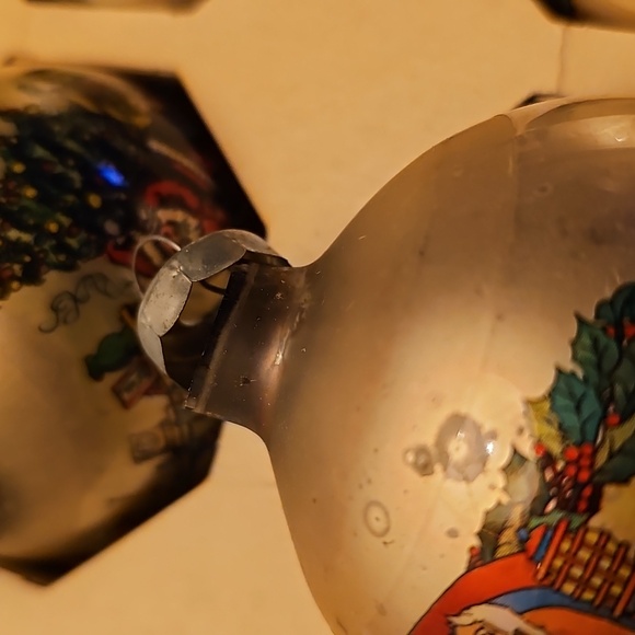 Vintage Shiny Brite Christmas glass ornaments - Picture 11 of 13